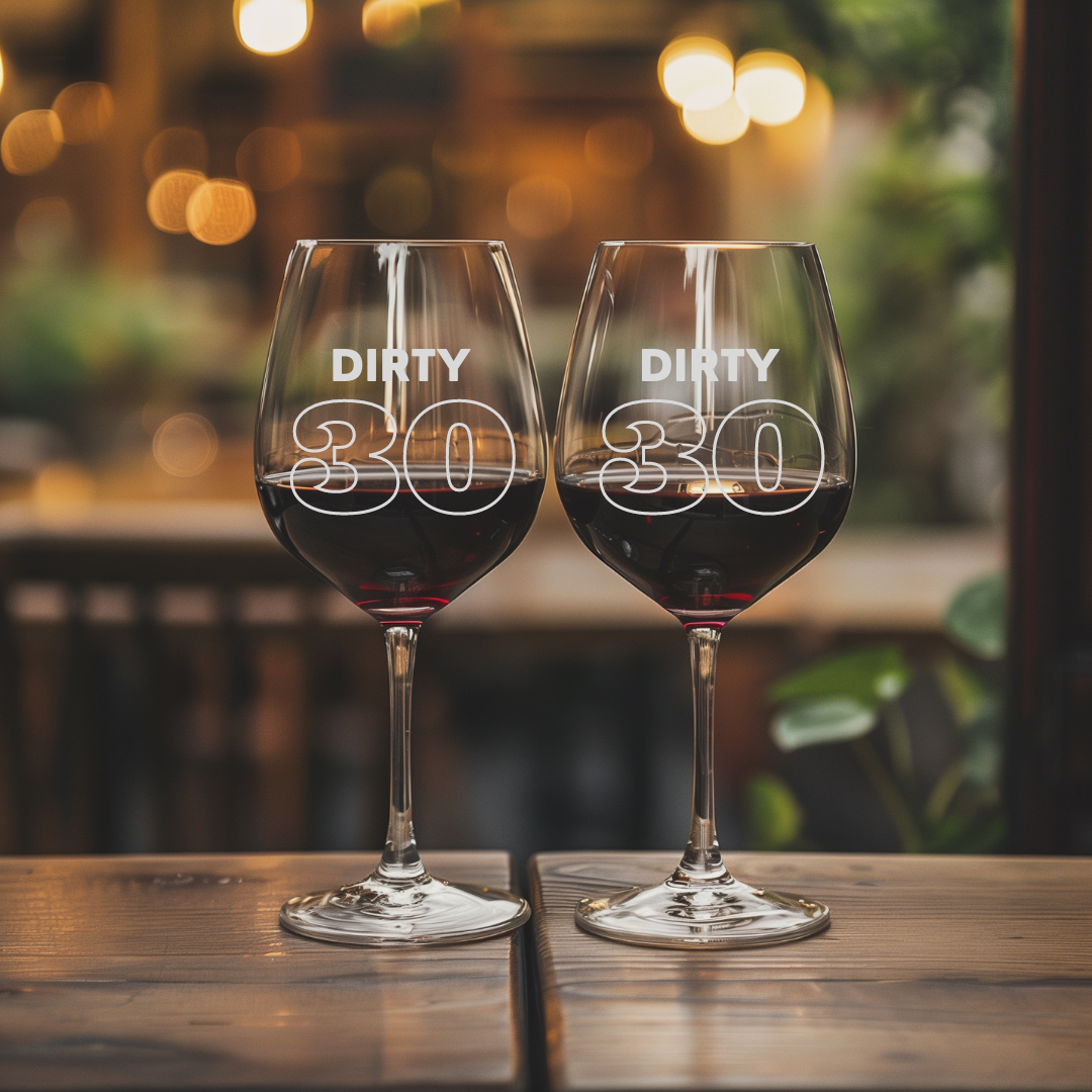 Personalized Wine Glasses Set